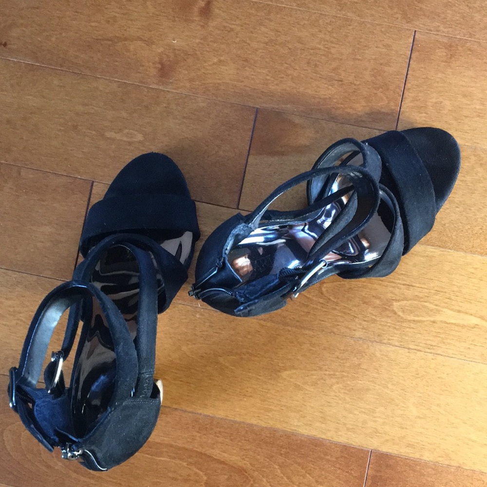 Carlos Santana size 8 black suede high heel sandals. - Picture 2 of 7
